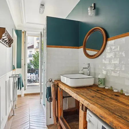 Apartment Magnifique Au Coeur Du Xviiieme
