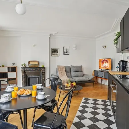 Magnifique Au Coeur Du Xviiieme Apartment