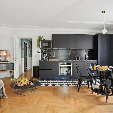 Magnifique Au Coeur Du Xviiieme Apartment
